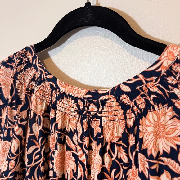 Lucky Brand Jemma Floral Smocked Peasant Top Navy Button Down Viscose Size Large - Picture 14 of 14